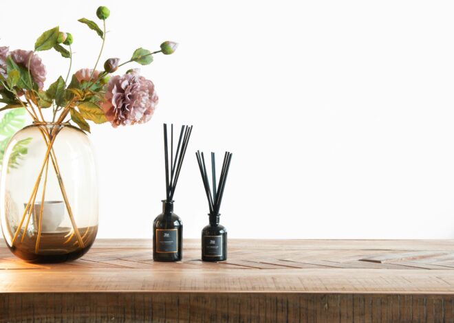 The Scented Home: Creating a Signature Fragrance for Your House Using Layers of Candles and Oils